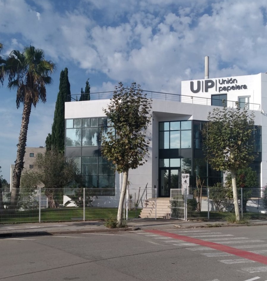 UNIÓN PAPELERA INAUGURA NUEVAS INSTALACIONES EN CATALUÑA